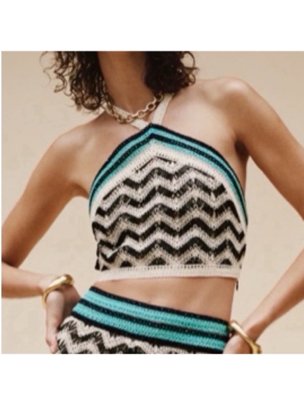 Cropped halter top